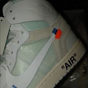 Off white 1’s white